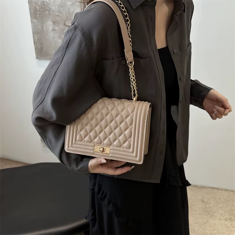 Nouveauté 2024 : Sacs à bandoulière tendance pour femme - Sacs messager à chaîne très populaires — vue 4