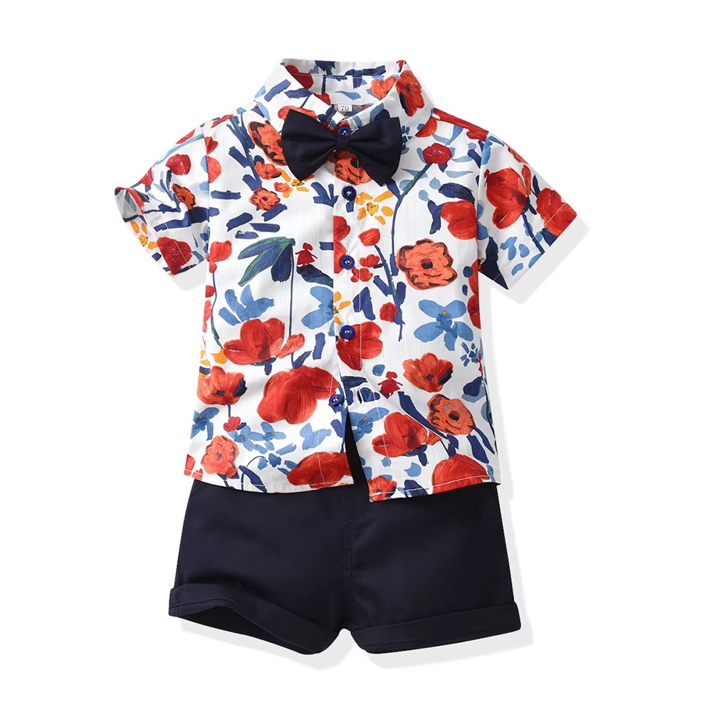 Prêt à expédier ensemble deux pièces à manches courtes de style vacances à la plage pour garçons ensemble chemise et short pour enfants d'inspiration hawaïenne élégant — vue 2