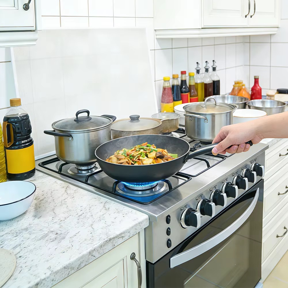Cuisinière et four encastrés à gaz 5 brûleurs (acier inoxydable) pour usage commercial — vue 3