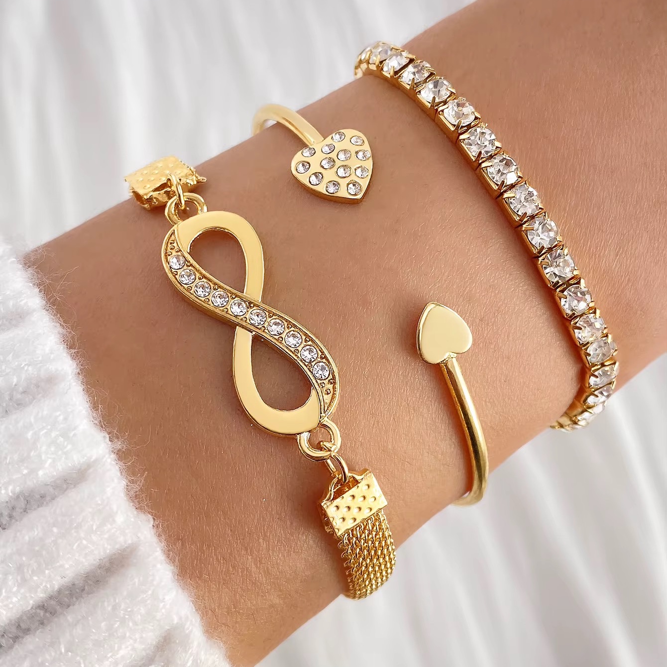 VKME Bracelet Coeur Vintage, Perles, Strass, Roses, Chaîne Cubaine et Pendentif Papillon pour Femmes, Bijoux en Gros — vue 2