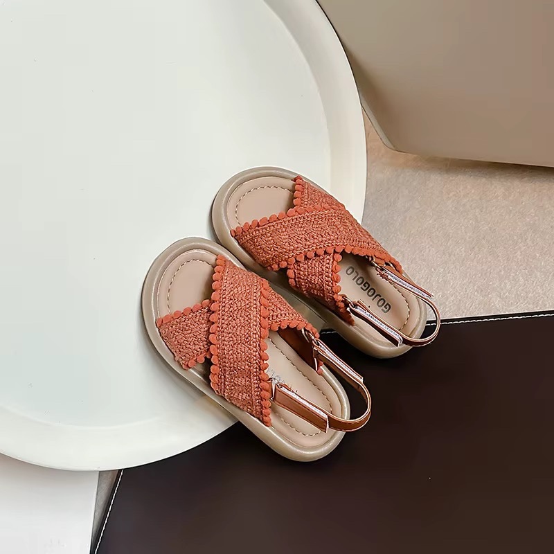 Sandales d'été pour filles, style ethnique, chaussures décontractées pour enfants, semelle souple, mode, chaussures rétro de princesse, nouveautés été 2024 — vue 2